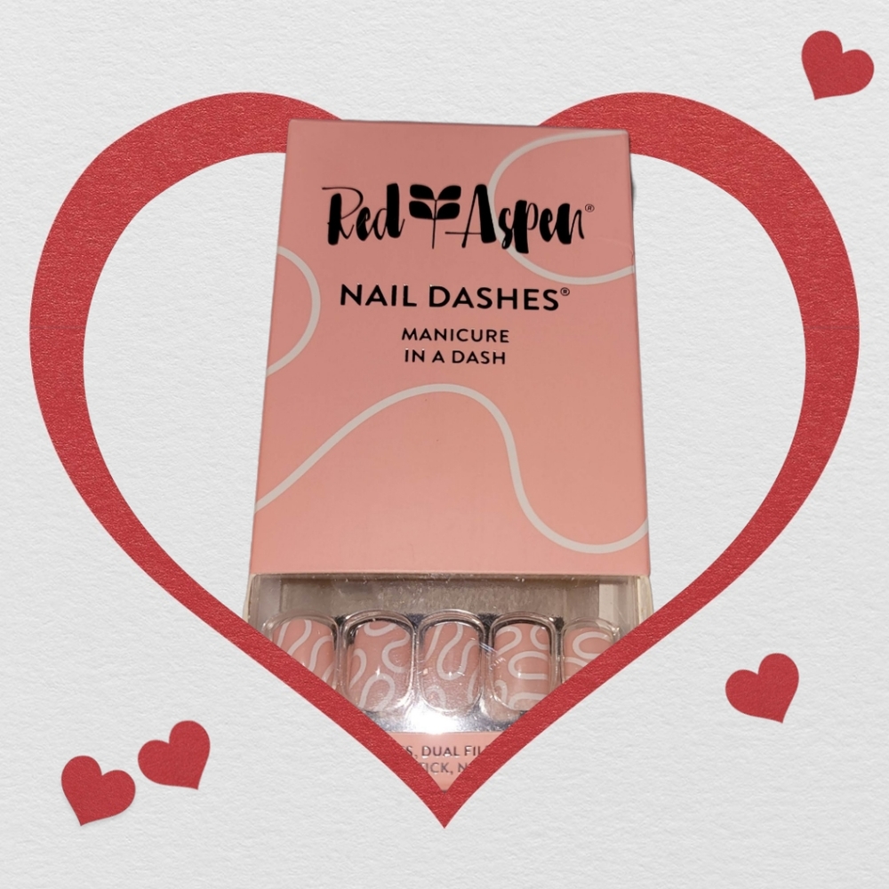 NIB Red Aspen Nails Swirl and Twirl Kelly